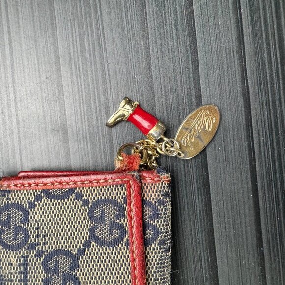 Gucci GG Canvas Key Holder W Gucci Charm - Picture 3 of 5